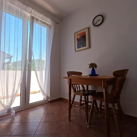 Daniela Apartamento Rab Town