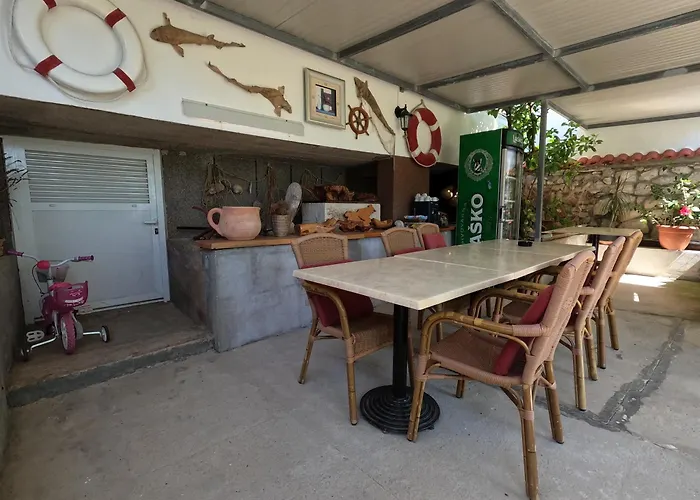 Daniela Apartment Rab Town