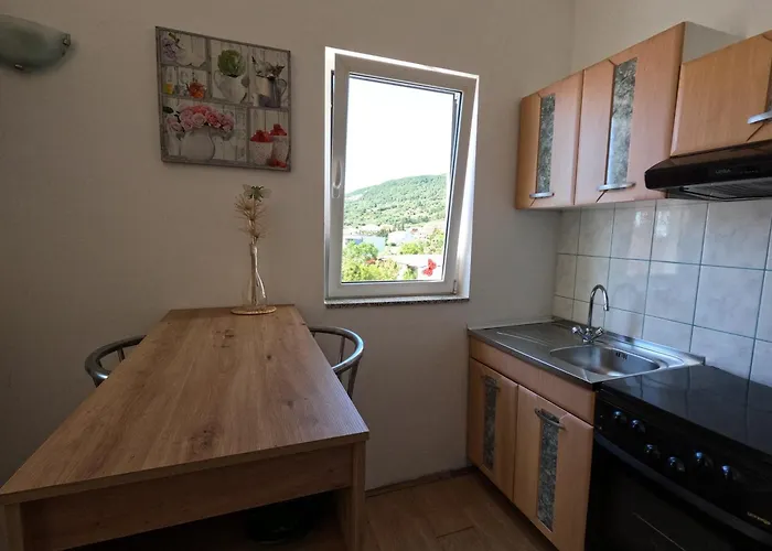 Apartment Daniela Rab Town