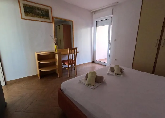 Daniela Apartment Rab Town