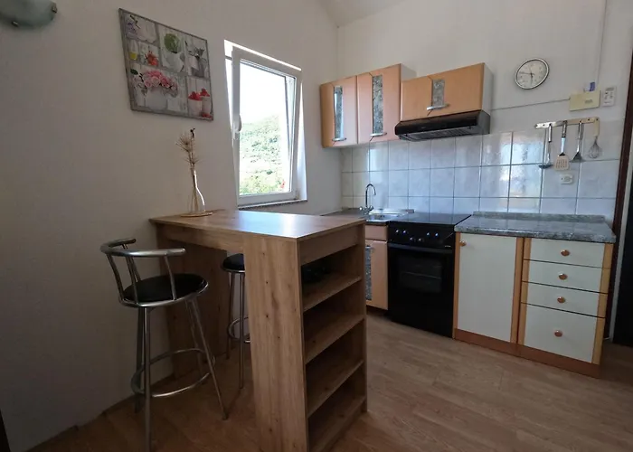 Daniela Apartment Rab Town