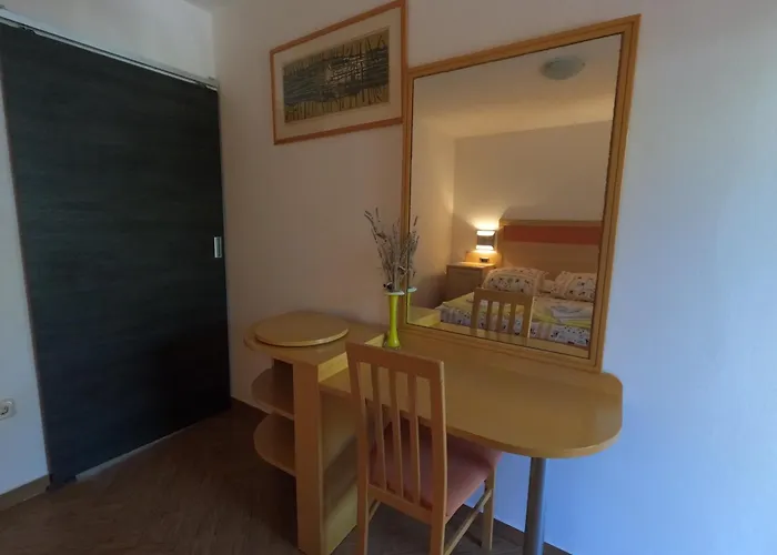 Apartment Daniela Rab Town