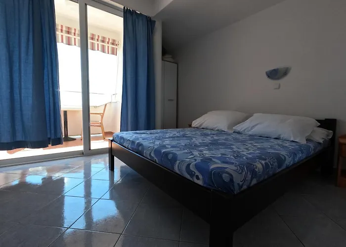 Apartment Daniela Rab Town